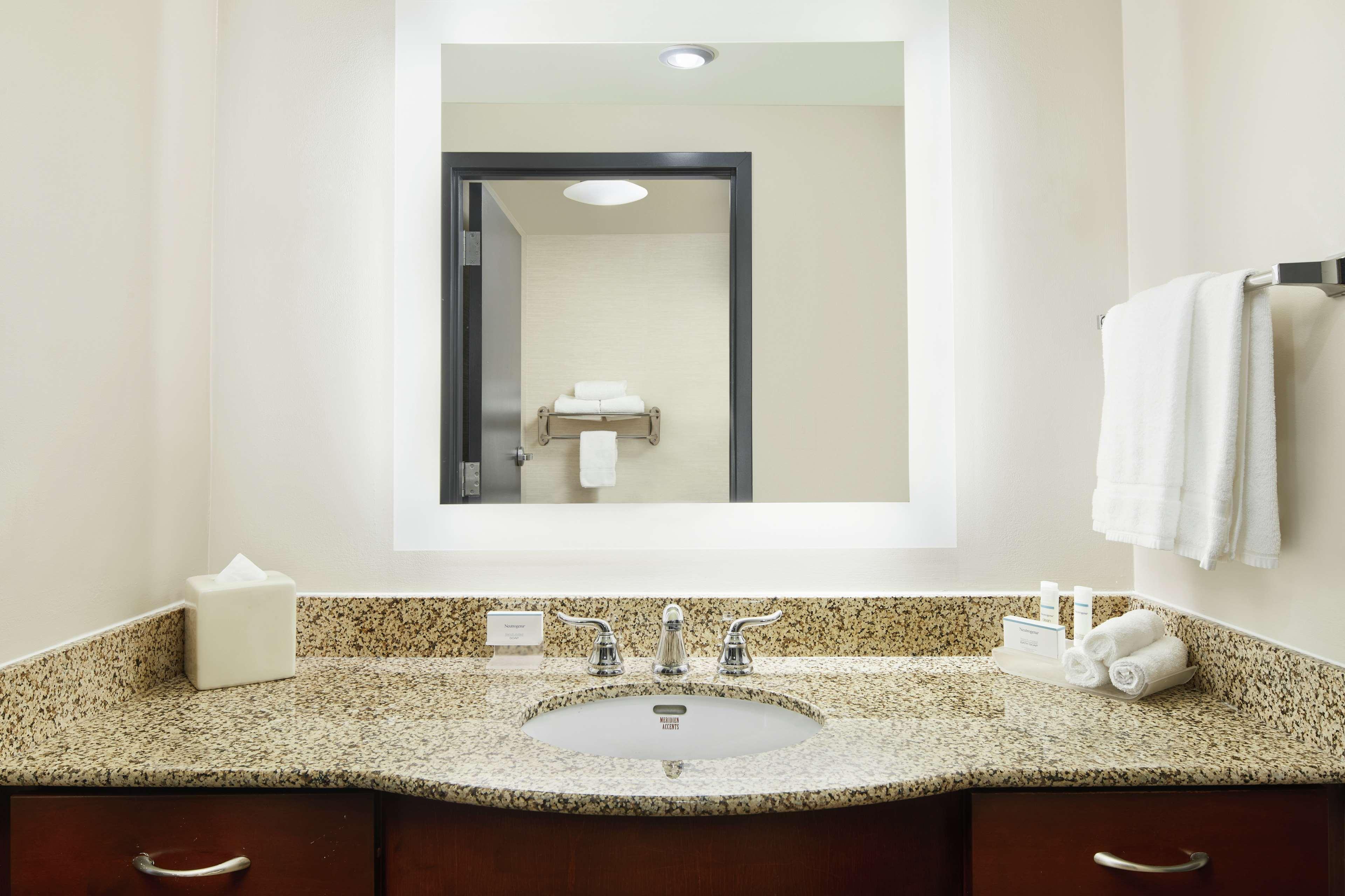 Homewood Suites By Hilton Columbus Exterior foto